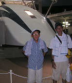 ���j�A�̑O��